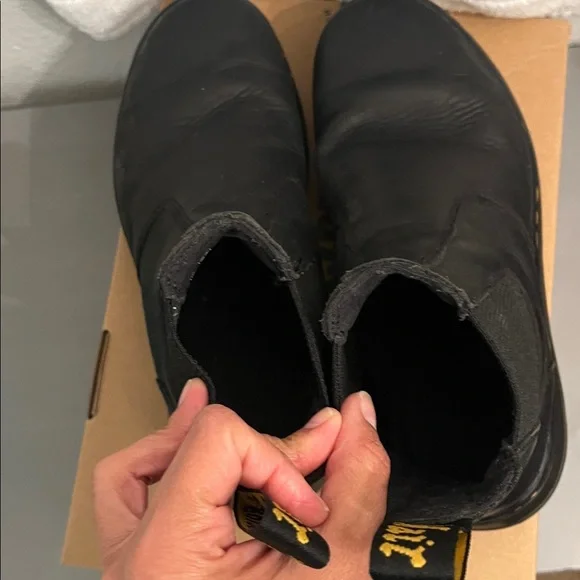 Dr. Martens Black Leather Ankle Boots Wyoming - Picture 6 of 8